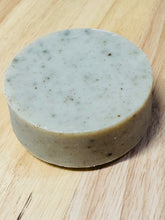 Load image into Gallery viewer, Grizzly Soap